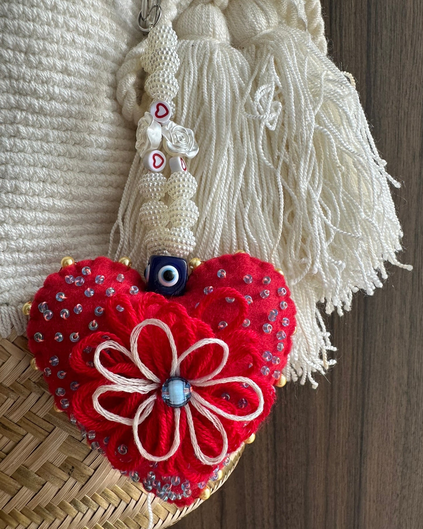 charm corazón florecido